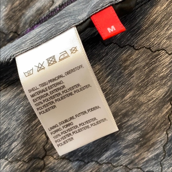 O’NEILL Reversible Padded Zip Up Vest​ - Picture 10 of 10